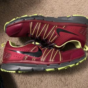 Men’s size 10 shoes